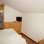 Ca' De Val Bed & Breakfast 3*
