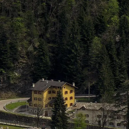Casa Vacanze Ca' De Val Bed & Breakfast 3*