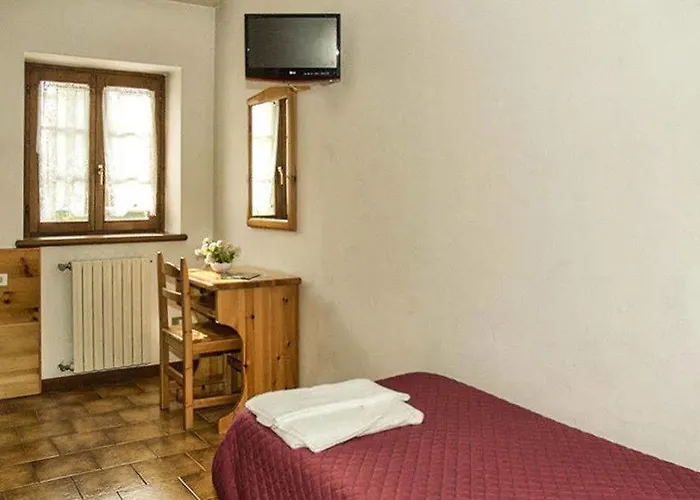 Ca' De Val Bed & Breakfast Campodolcino